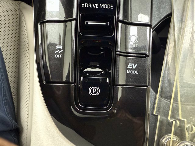 New 2026 Toyota Crown Limited image 20