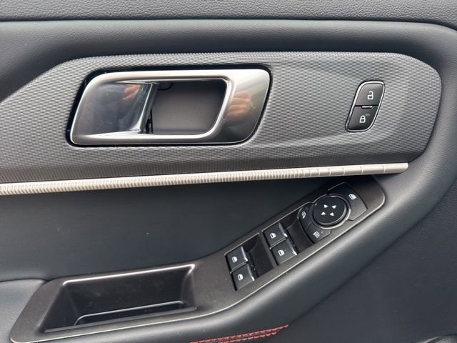 New 2026 Ford Explorer ST-Line image 21