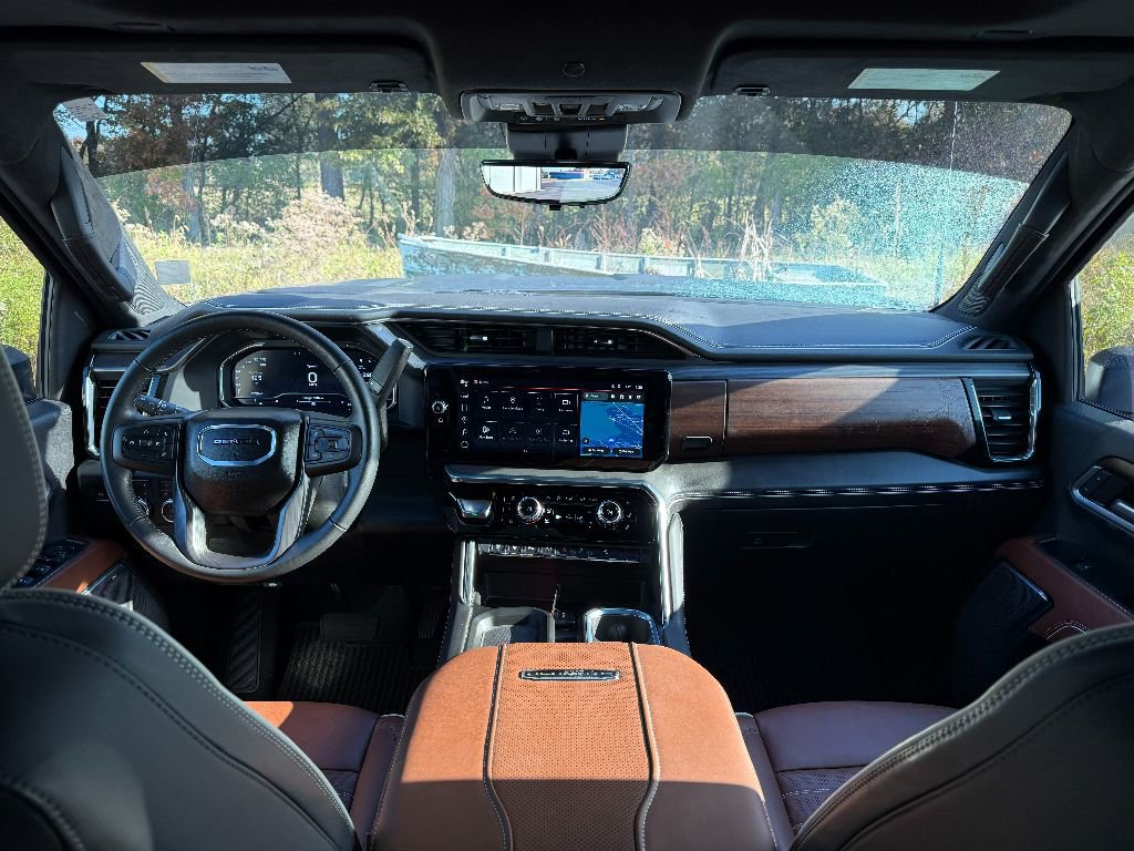 Used 2024 GMC Sierra 2500 Denali Ultimate image 34