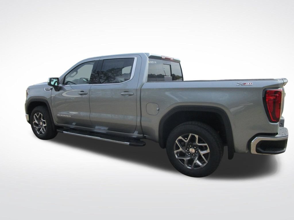 Used 2026 GMC Sierra 1500 SLE AWD/4WD image 4