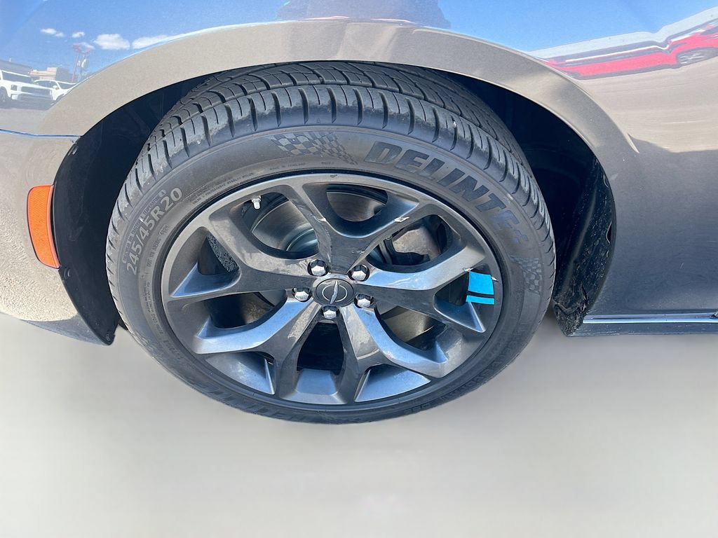 Used 2022 Chrysler 300 Touring w/ Sport Appearance Package RWD image 29