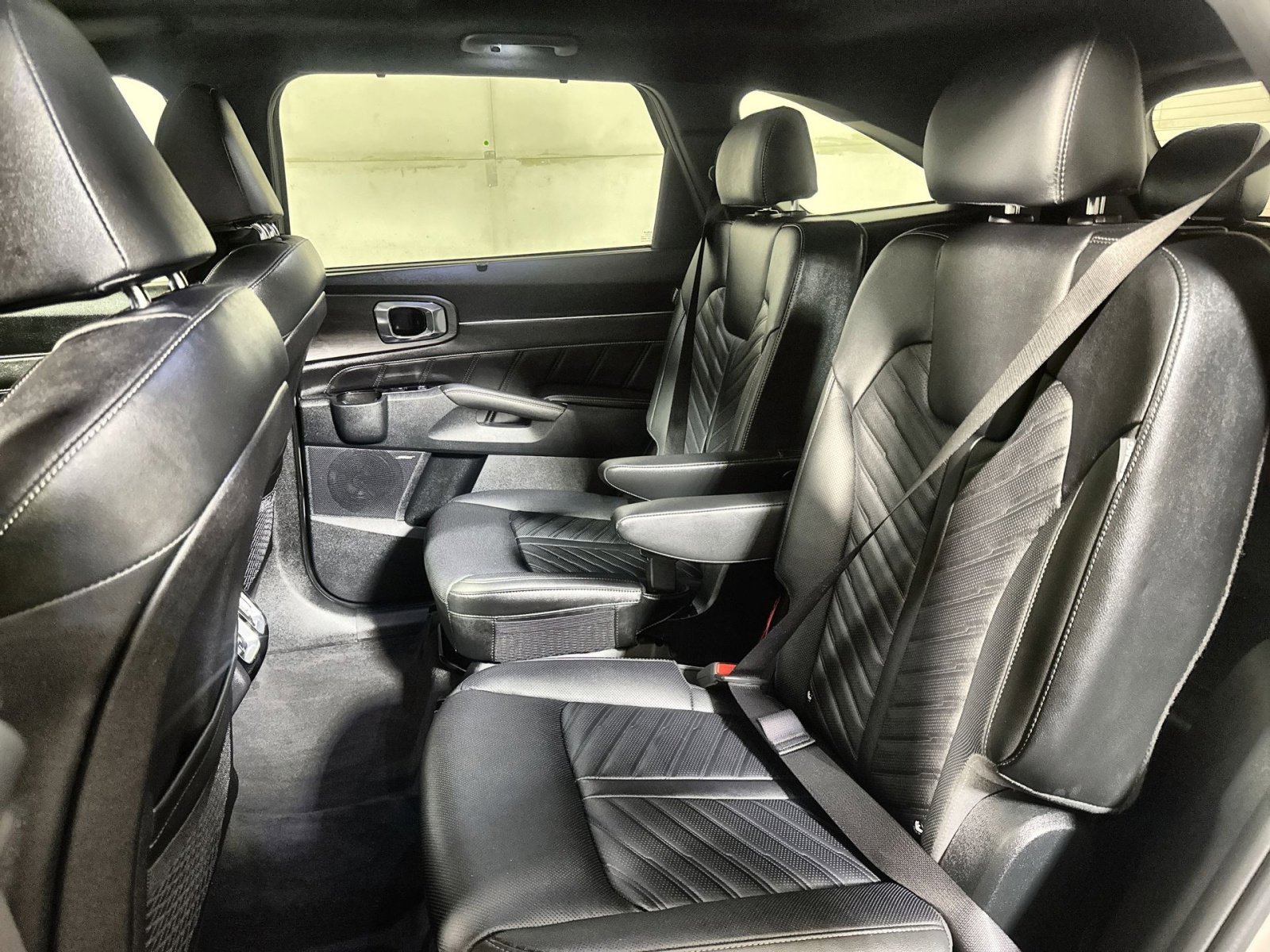 Used 2024 Kia Sorento SX Prestige image 25