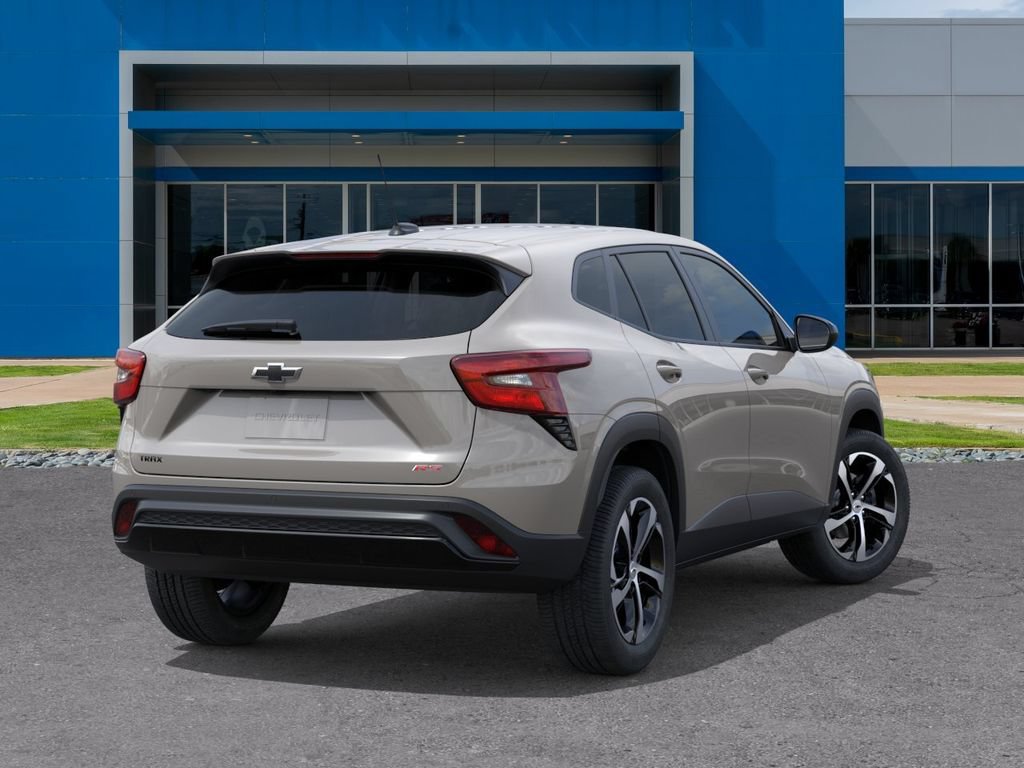 New 2026 Chevrolet Trax RS w/ Driver Confidence Package FWD image 4
