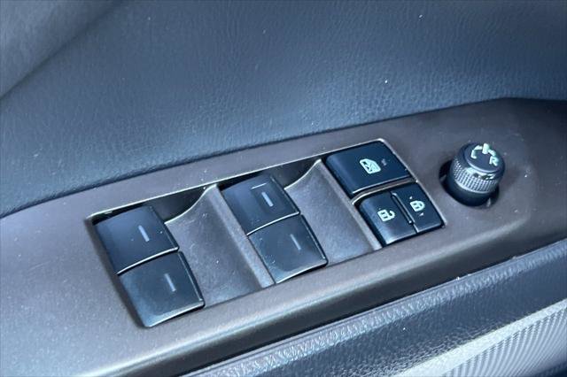 Certified 2022 Toyota Camry SE FWD image 13