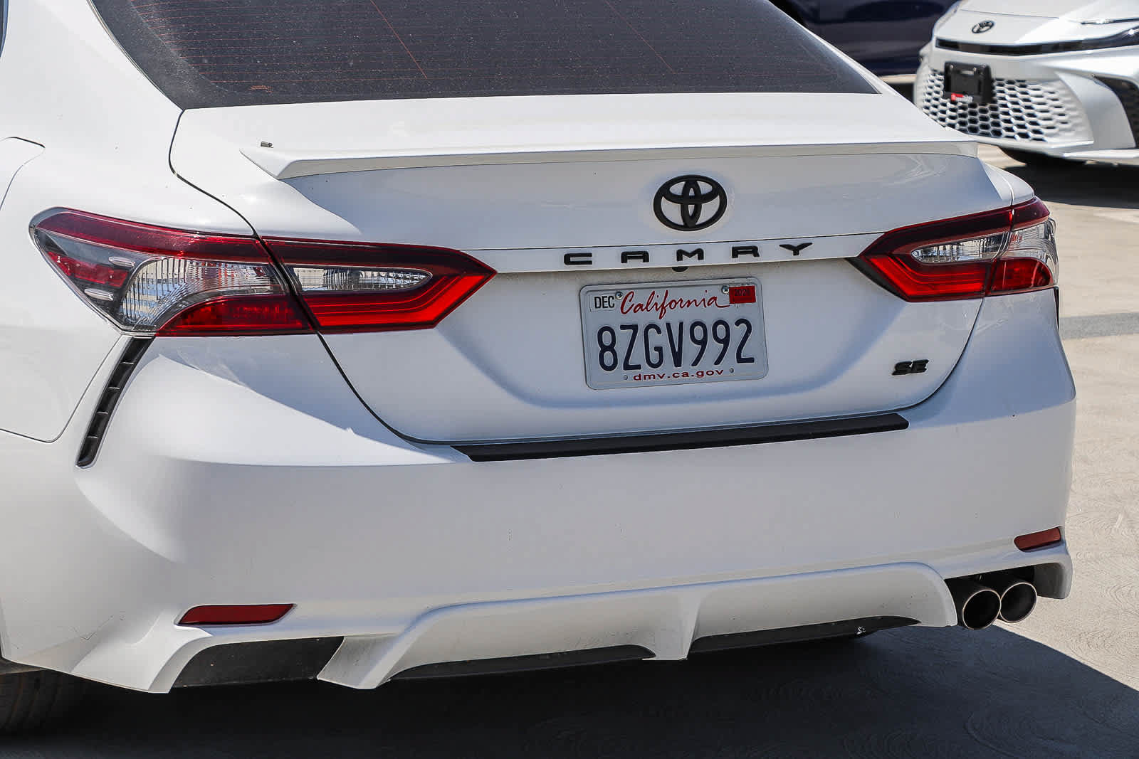 Used 2022 Toyota Camry SE FWD image 10