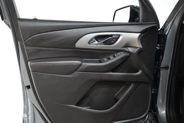Used 2018 Chevrolet Traverse LS image 18