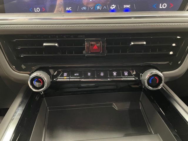 New 2026 Chevrolet Tahoe LS w/ LS Custom Edition AWD/4WD image 6