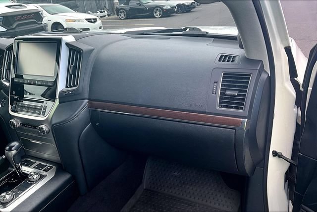 Used 2019 Toyota Land Cruiser AWD/4WD image 16