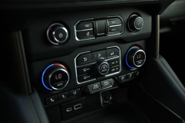 Used 2022 Chevrolet Tahoe High Country AWD/4WD image 41