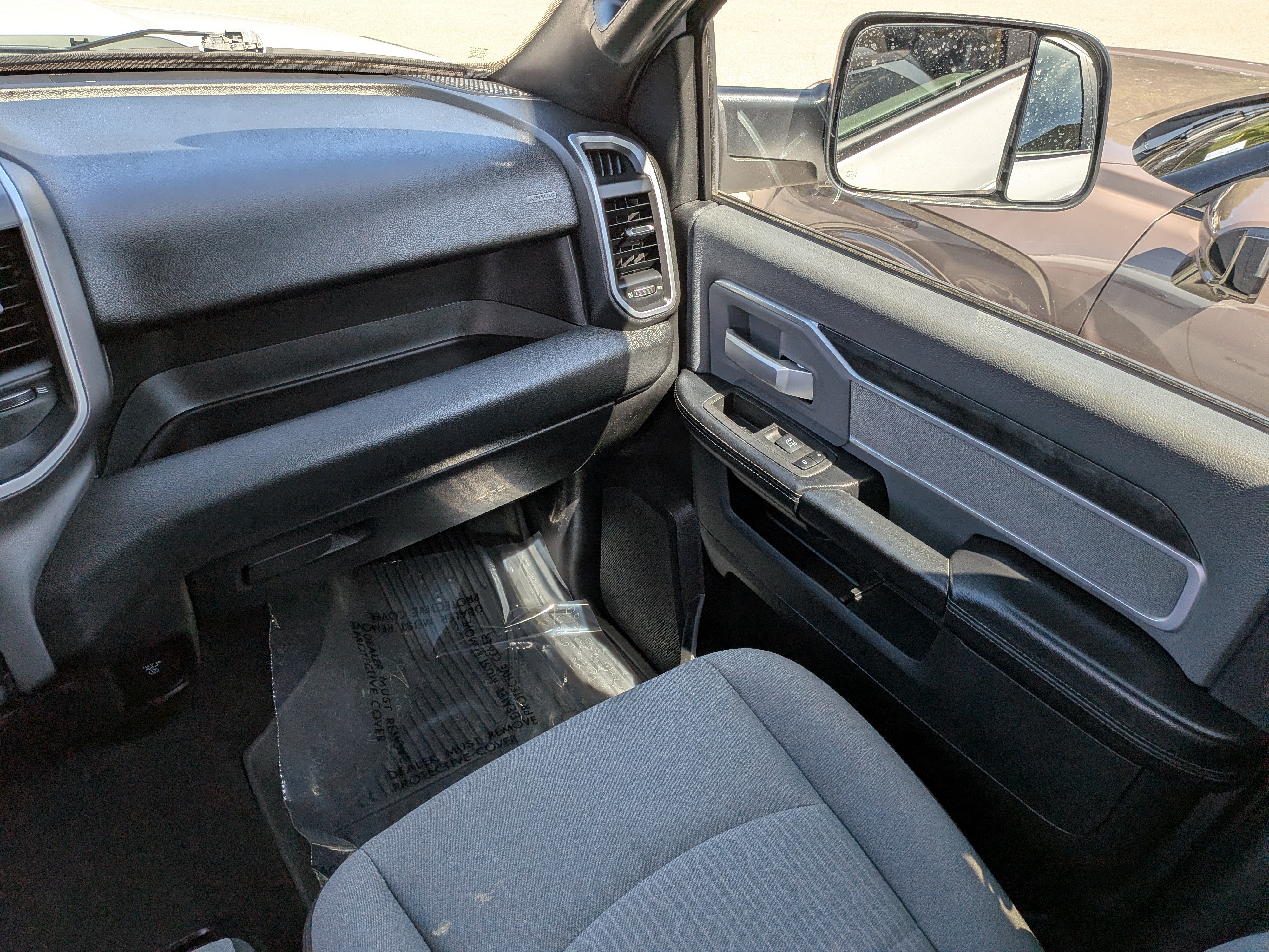 Used 2022 RAM 2500 Big Horn w/ Cold Weather Group AWD/4WD image 17