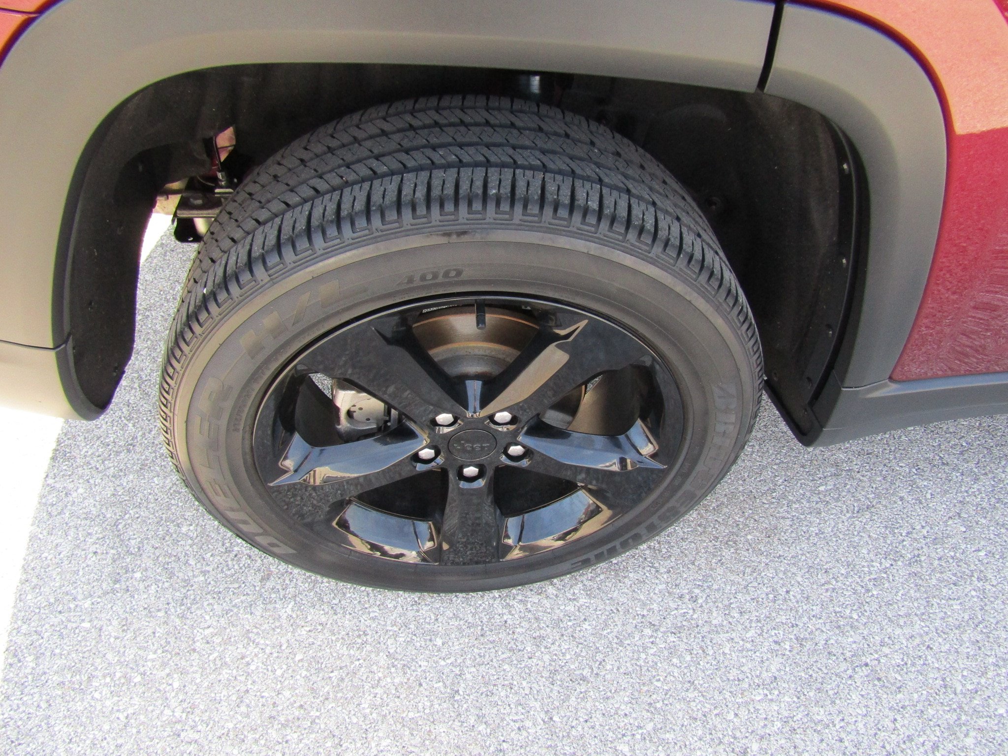 Used 2024 Jeep Grand Cherokee Altitude AWD/4WD image 10