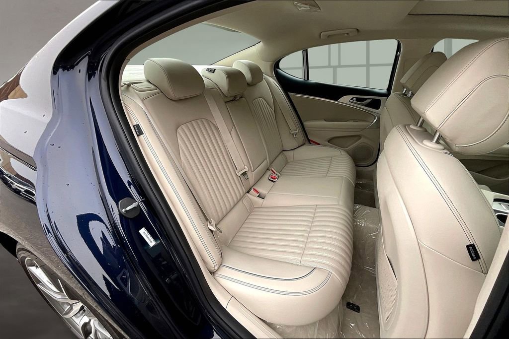 New 2026 Genesis G70 2.5T Prestige image 9