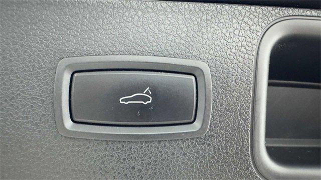 Used 2017 Porsche Macan S image 33