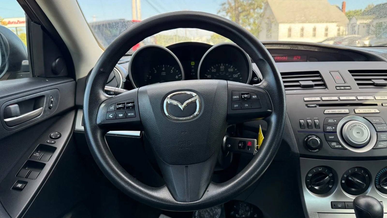 Used 2010 MAZDA MAZDA3 i Touring image 12