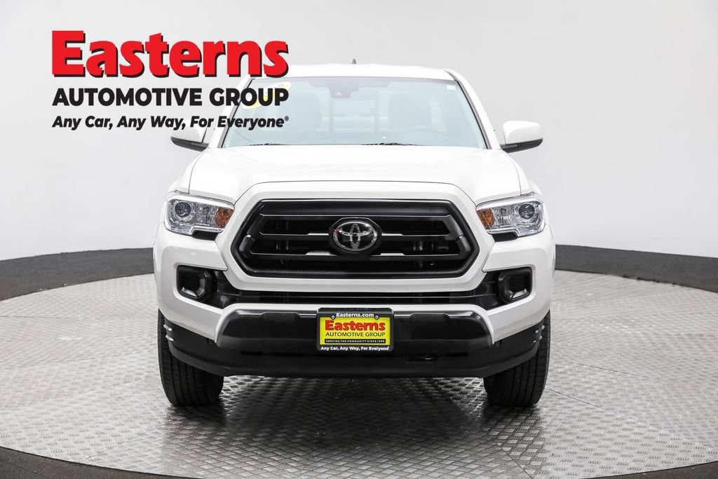 Used 2022 Toyota Tacoma SR image 2