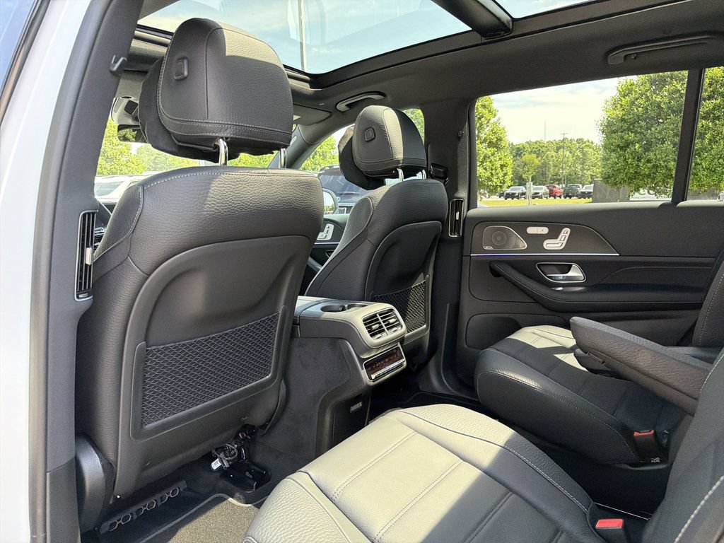 New 2026 Mercedes-Benz GLS 450 4MATIC image 12