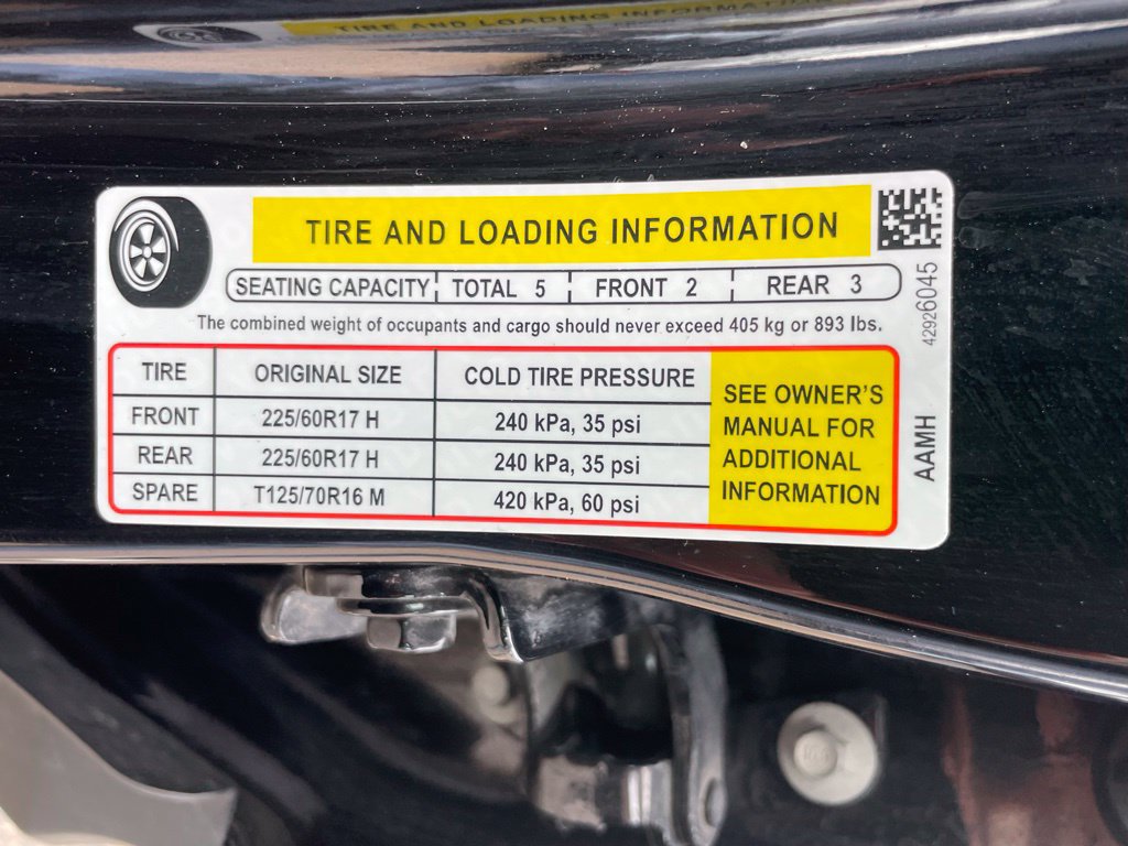 Used 2025 Chevrolet TrailBlazer LT AWD/4WD image 41