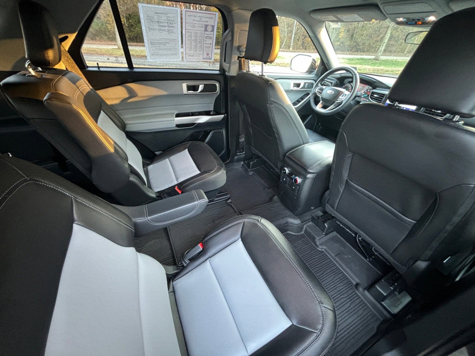 Used 2023 Ford Explorer XLT w/ Equipment Group 202A image 19