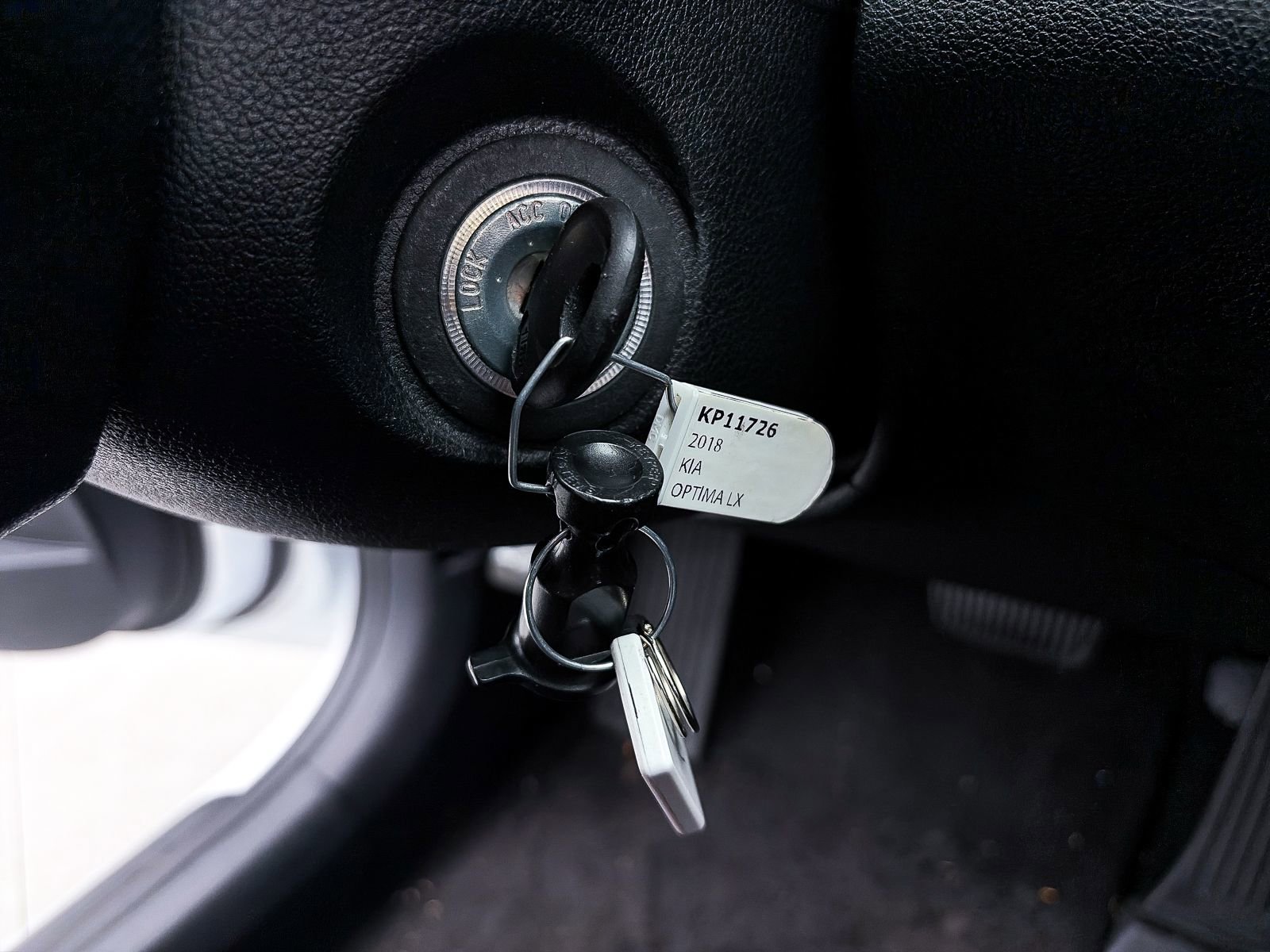 Used 2018 Kia Optima LX image 25