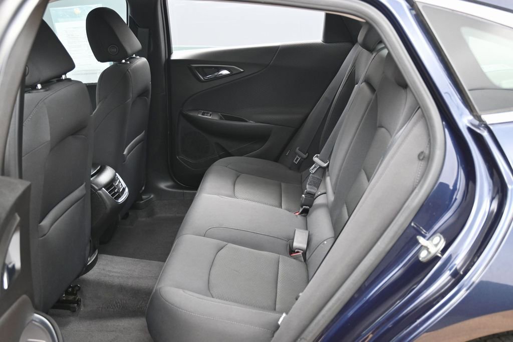 Used 2018 Chevrolet Malibu LT image 30