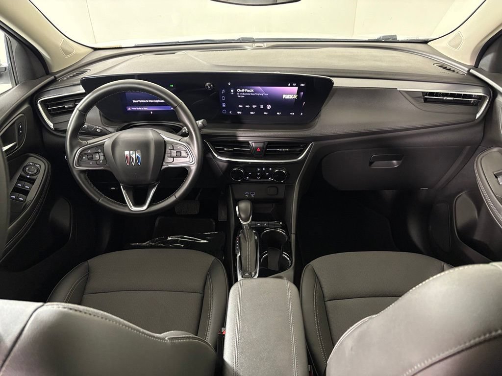 Certified 2024 Buick Encore GX Preferred w/ Comfort Package FWD image 33