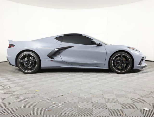 Used 2024 Chevrolet Corvette Stingray Coupe w/ Z51 Performance Package image 4