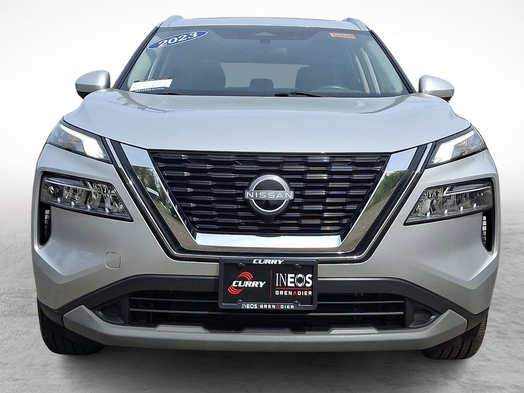 Used 2023 Nissan Rogue SV w/ SV Premium B Package AWD/4WD image 2