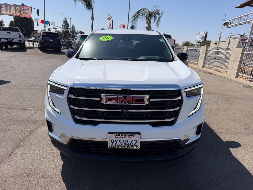Used 2026 GMC Acadia Elevation FWD image 2
