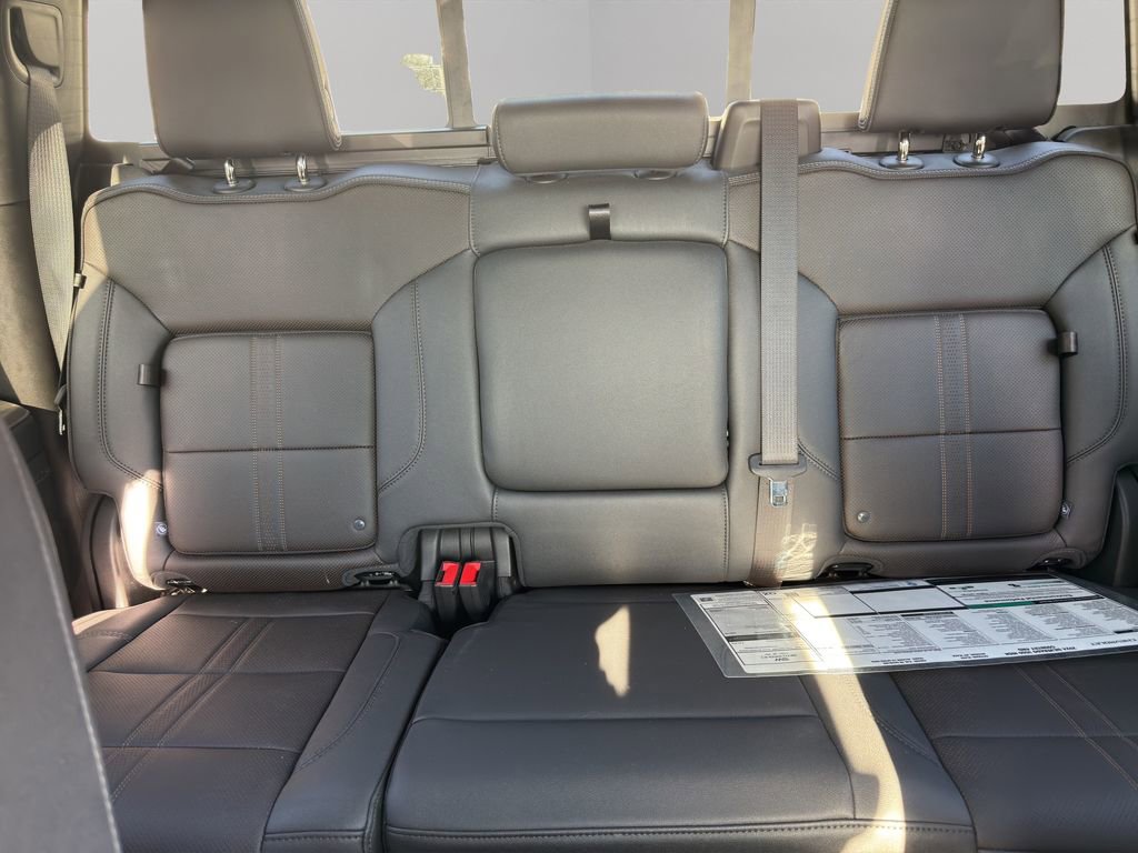 Used 2024 Chevrolet Silverado 3500 High Country w/ High Country Premium Package image 16