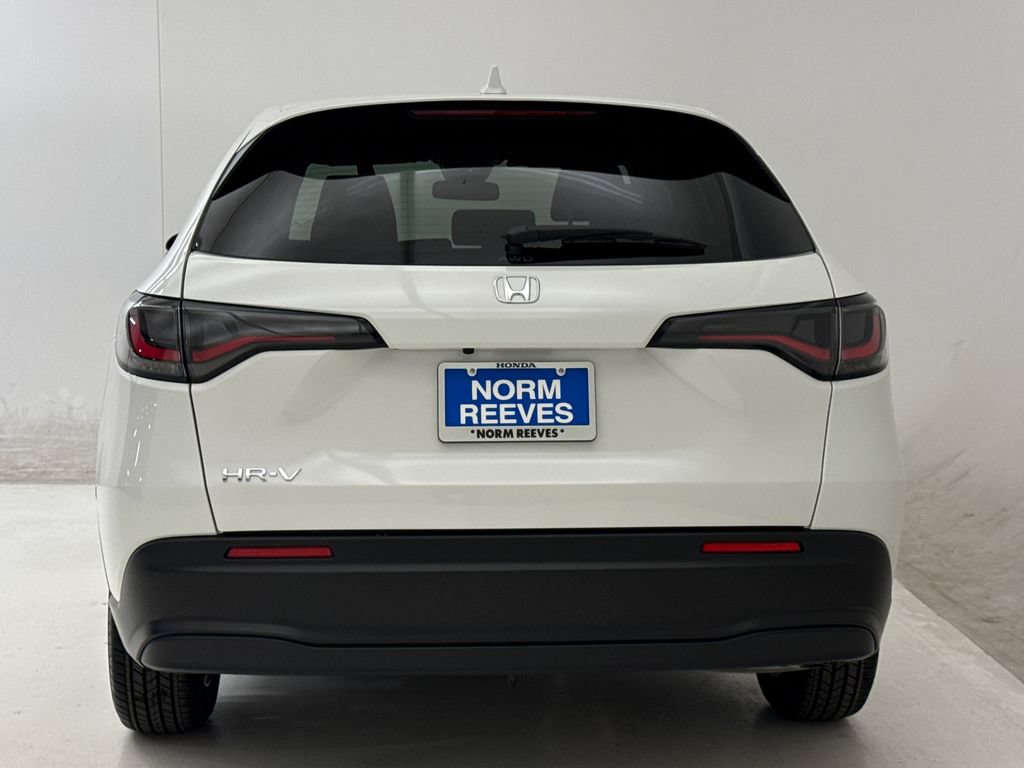 New 2026 Honda HR-V LX image 8