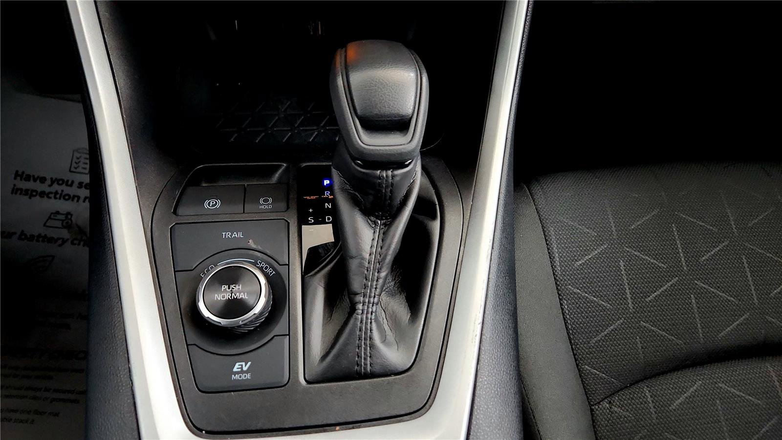 Certified 2025 Toyota RAV4 XLE image 25