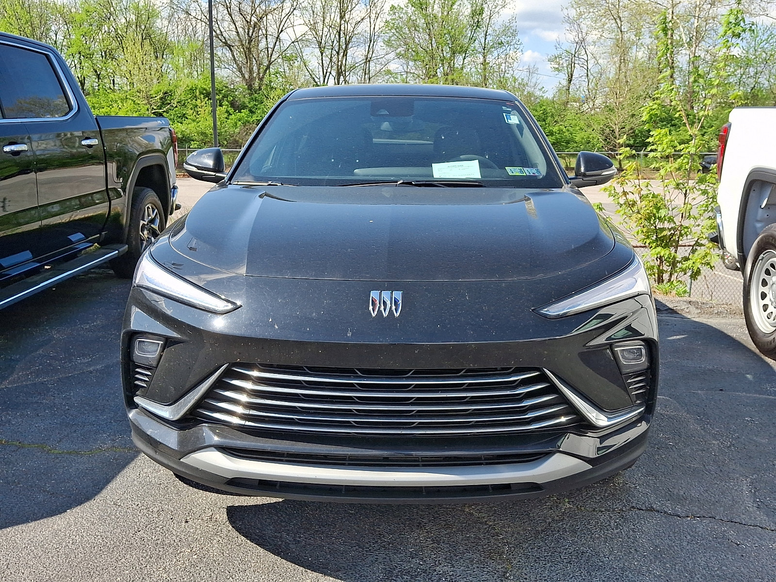 Used 2024 Buick Envista Preferred w/ Advanced Safety Package image 3