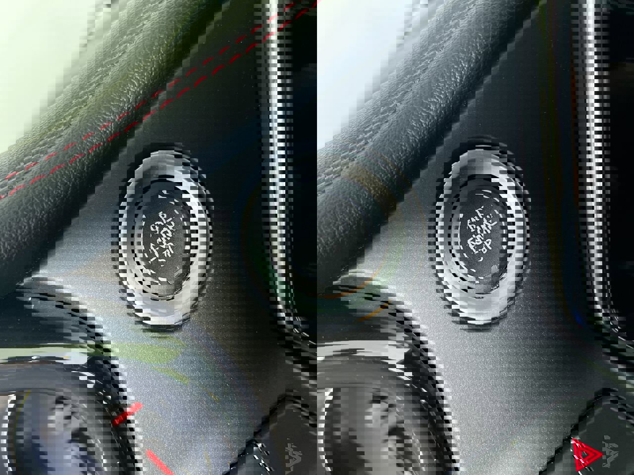 Used 2022 Chevrolet Blazer RS w/ Enhanced Convenience Package image 21