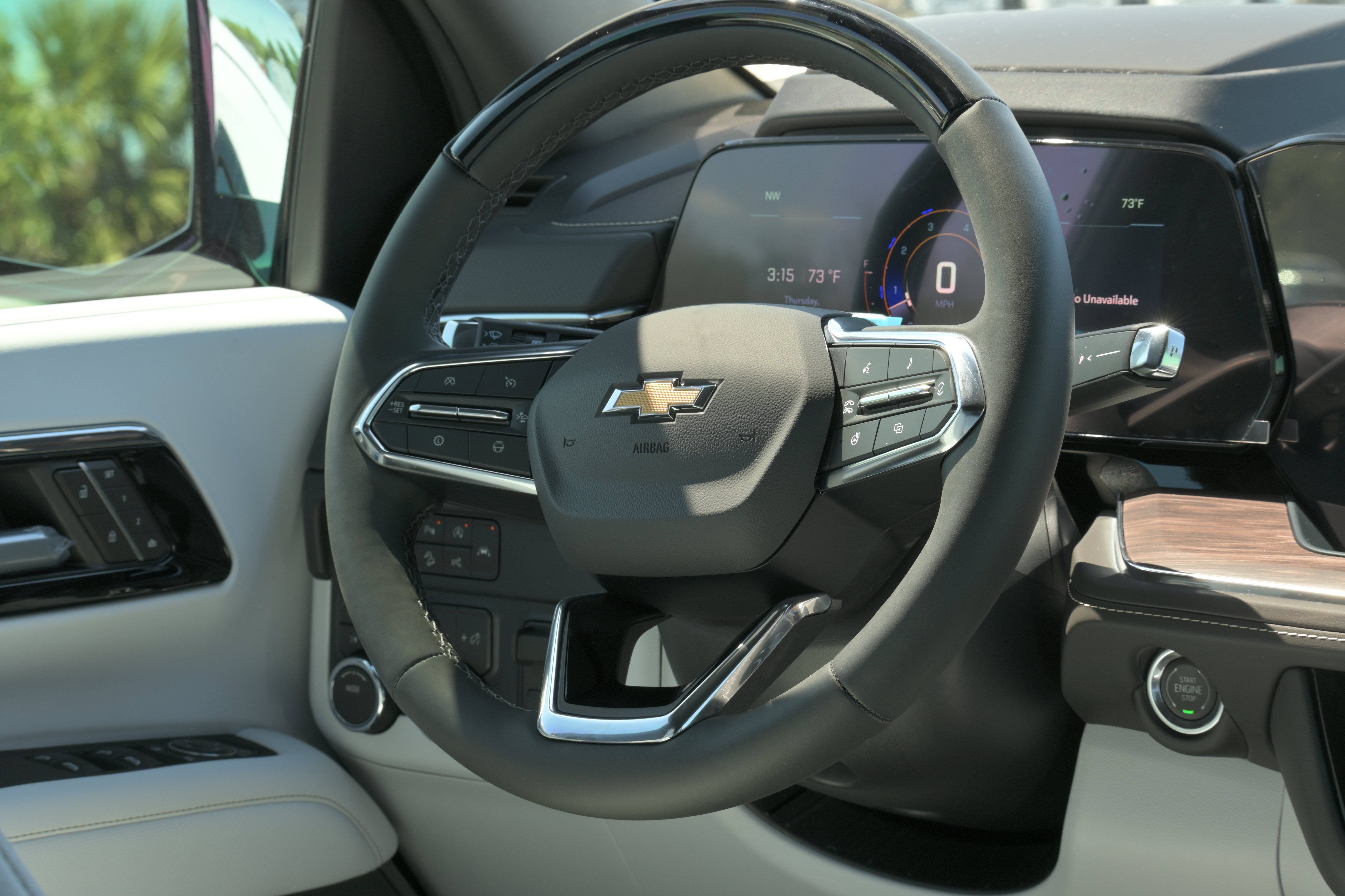 New 2026 Chevrolet Suburban Premier AWD/4WD image 24