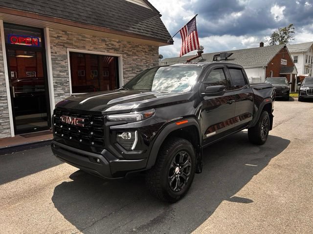 Used 2023 GMC Canyon Elevation w/ Convenience Package AWD/4WD image 1
