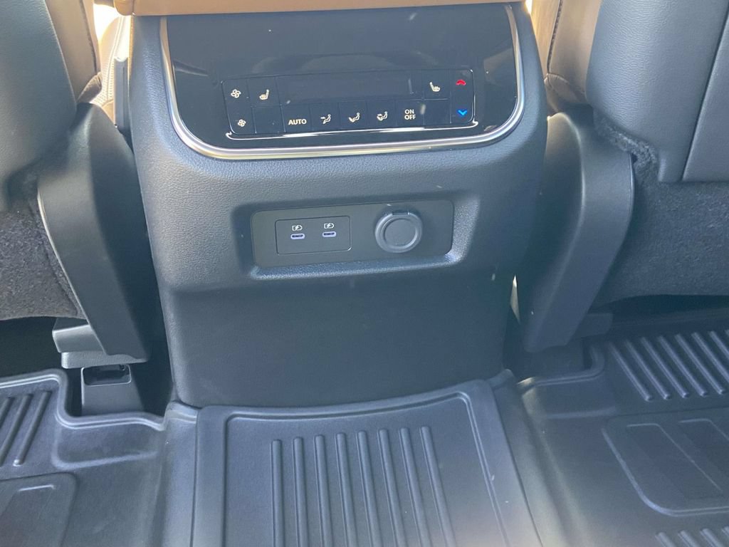 New 2026 Nissan Armada Platinum Reserve AWD/4WD image 13