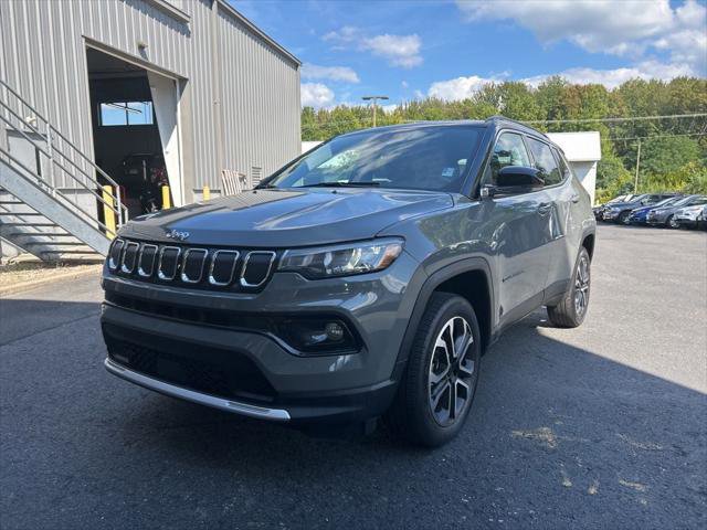 Certified 2022 Jeep Compass Limited image 4