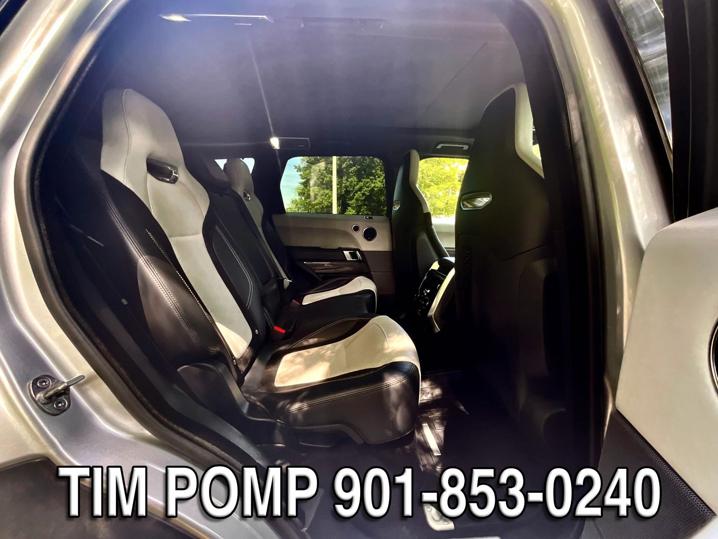 Used 2019 Land Rover Range Rover Sport SVR AWD/4WD image 25