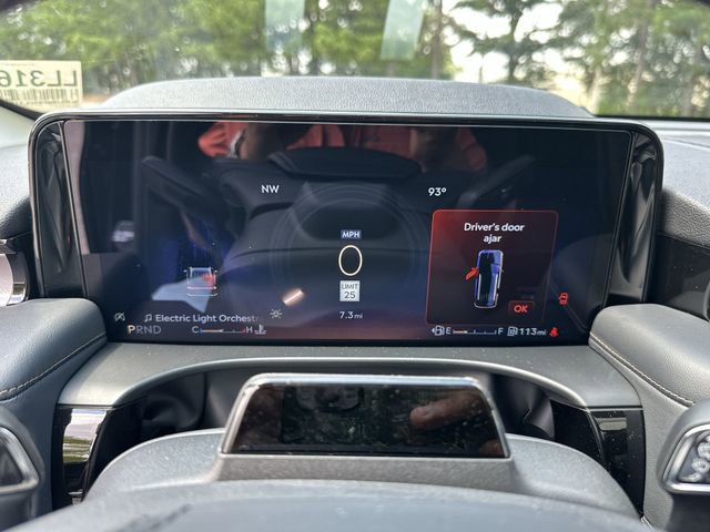 New 2025 Lincoln Aviator 2WD w/ Equipment Group 101A image 15