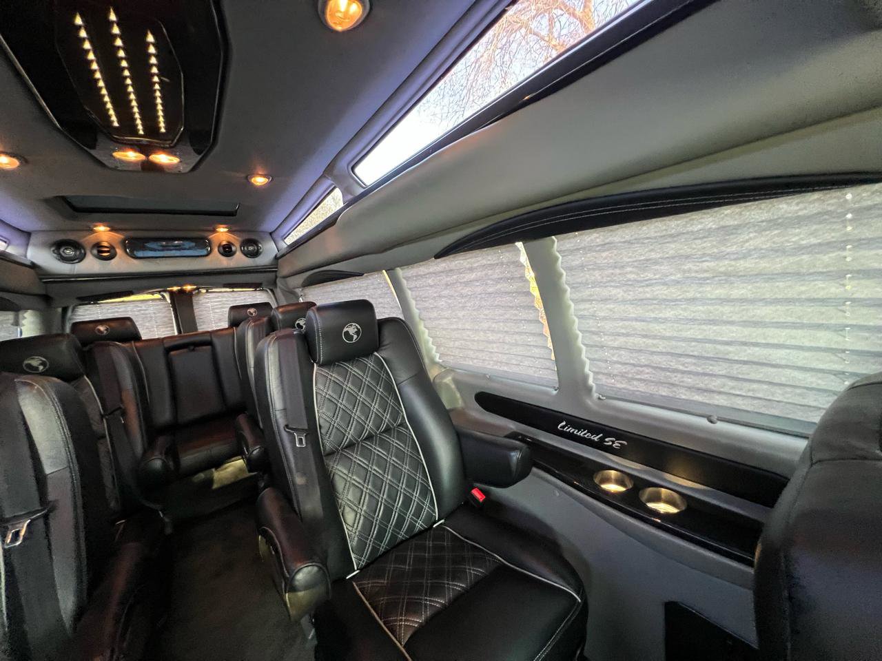 Used 2019 GMC Savana 2500 Extended w/ Enhanced Convenience Package image 40