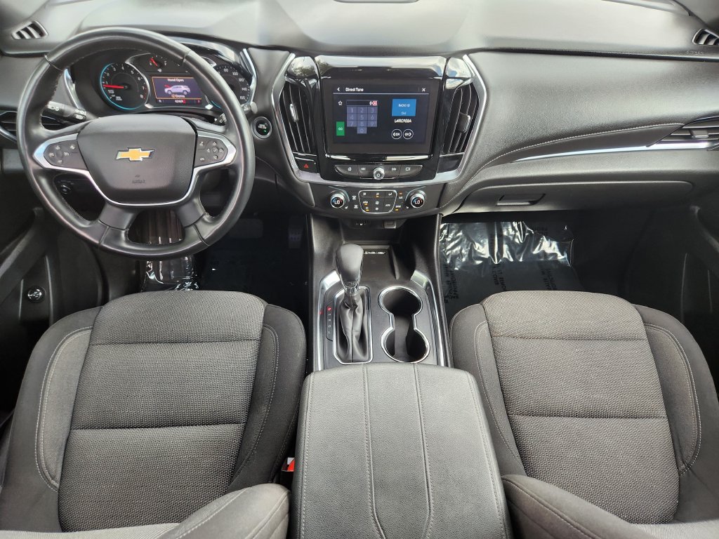 Used 2023 Chevrolet Traverse LT AWD/4WD image 16