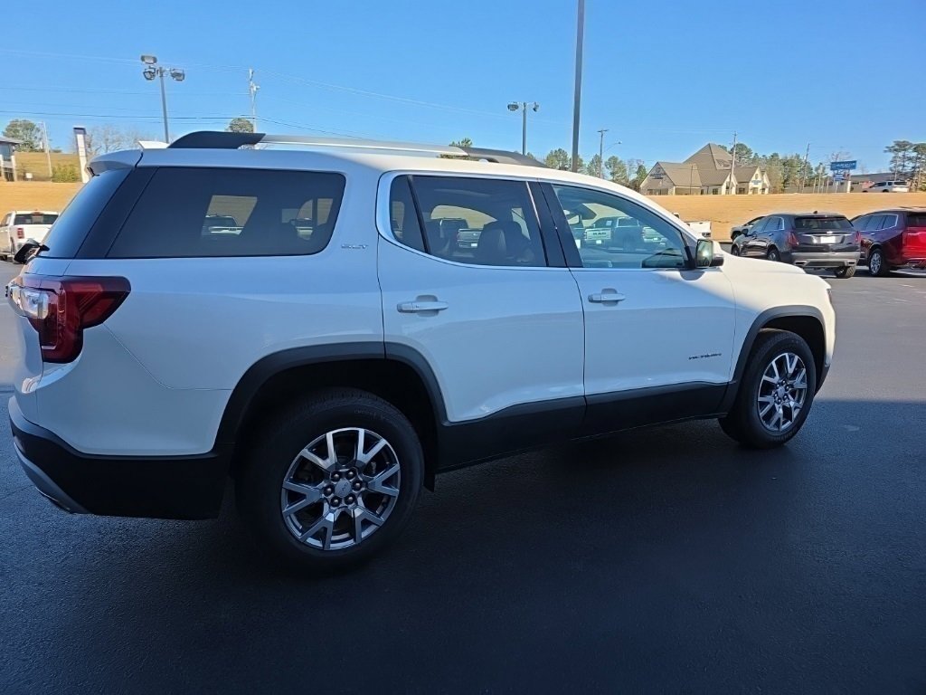Used 2020 GMC Acadia SLT w/ Driver Alert Package II image 6