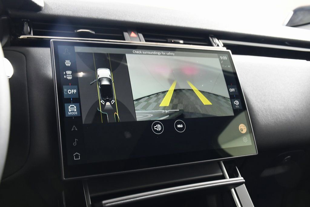 Certified 2025 Land Rover Range Rover Velar Dynamic SE image 34