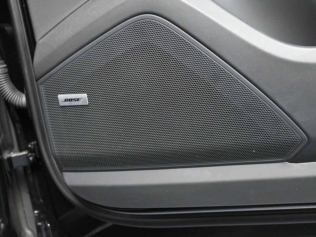 Certified 2025 Porsche Cayenne S AWD/4WD image 30