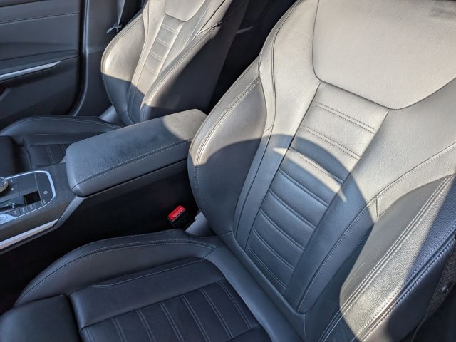 Used 2020 BMW 330i Sedan w/ Premium Package RWD image 14