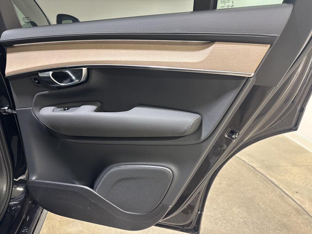 New 2026 Volvo XC90 B6 Plus AWD/4WD image 23