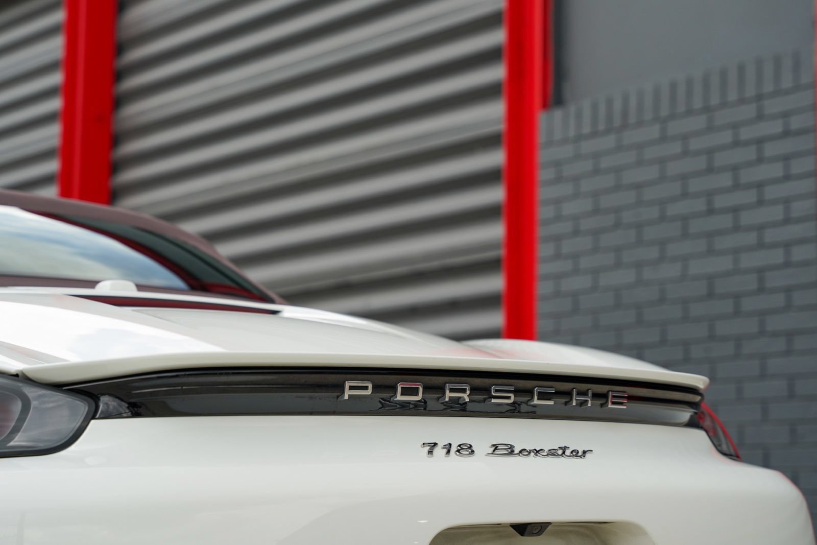 Used 2019 Porsche 718 Boxster RWD image 12