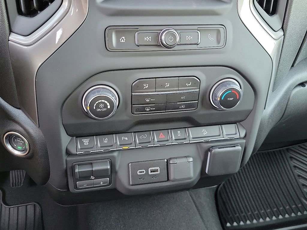 New 2025 Chevrolet Silverado 2500 Custom w/ Custom Value Package image 18