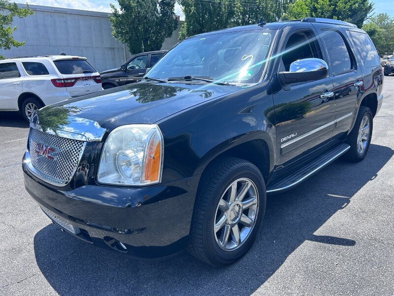 Used 2013 GMC Yukon Denali AWD/4WD image 7