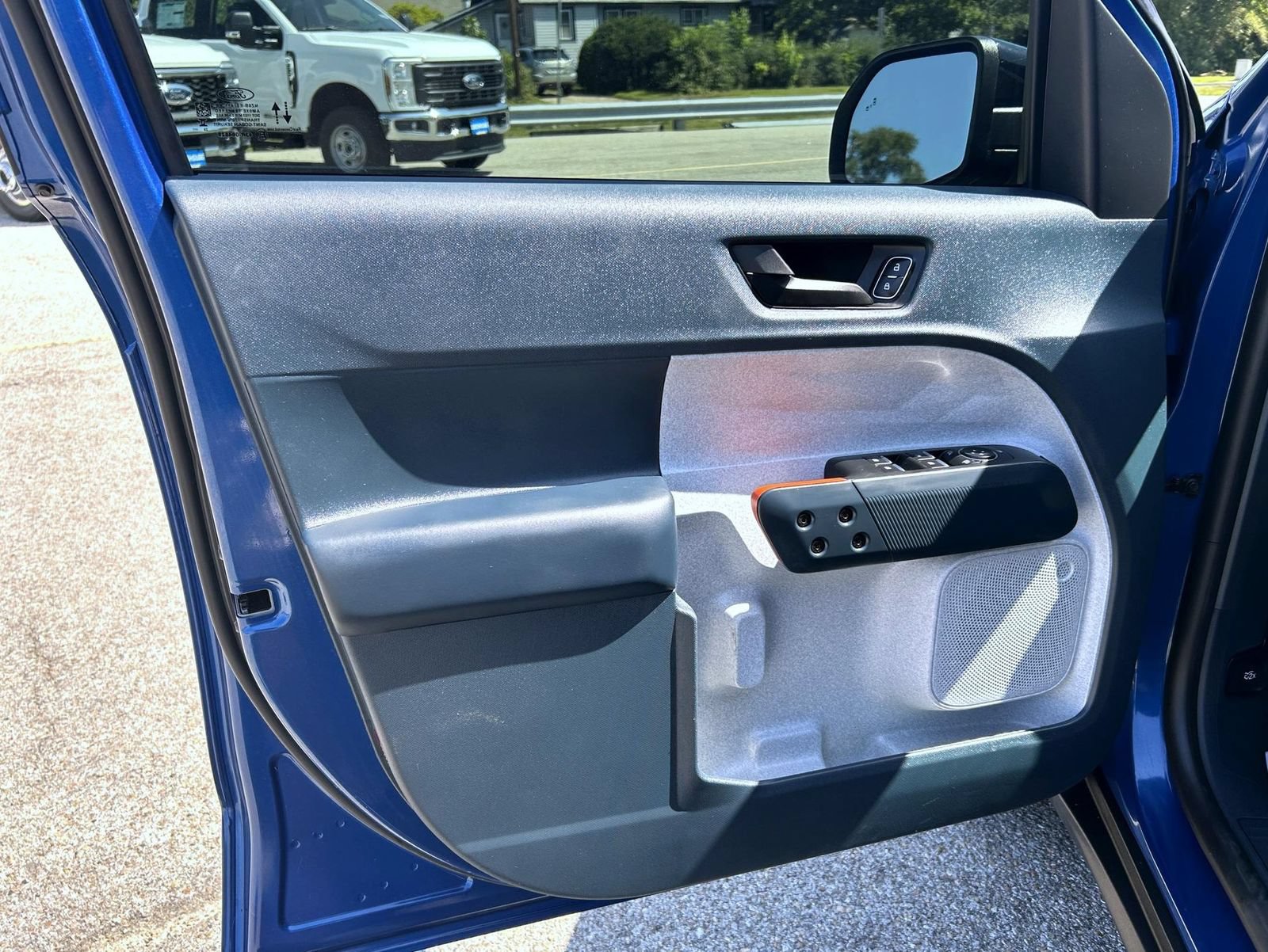 Used 2024 Ford Maverick XLT w/ XLT Luxury Package FWD image 9